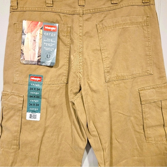 NWT Wrangler Straight-Leg Cargo Pants Men’s 34 x 34 - Picture 5 of 6